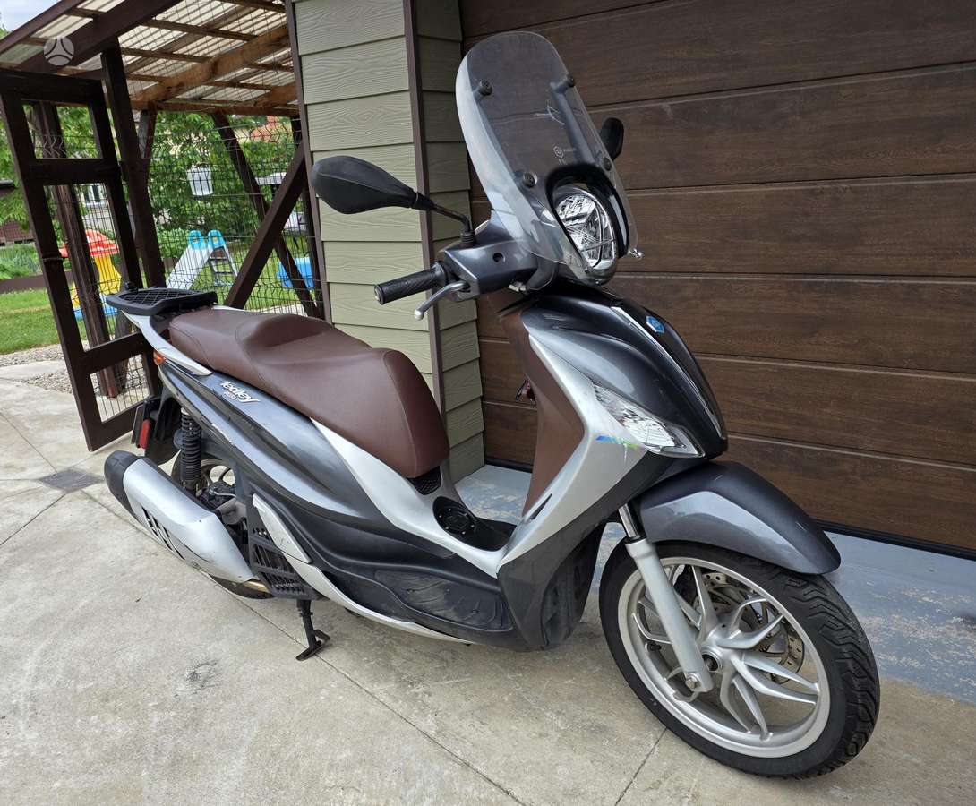 Piaggio Medley 125cc, мотороллеры / мопеды