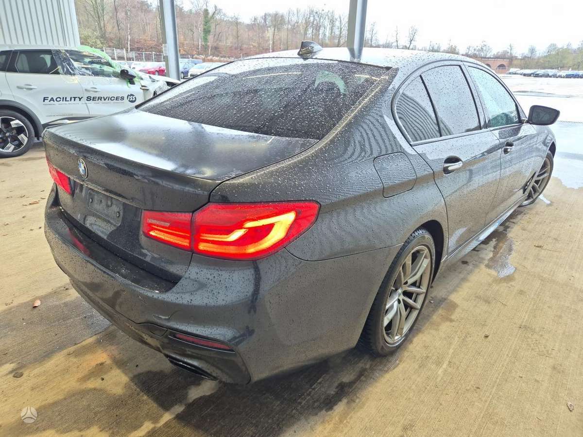 BMW 520 Check mark iconalarm system check mark iconambient lighting ch