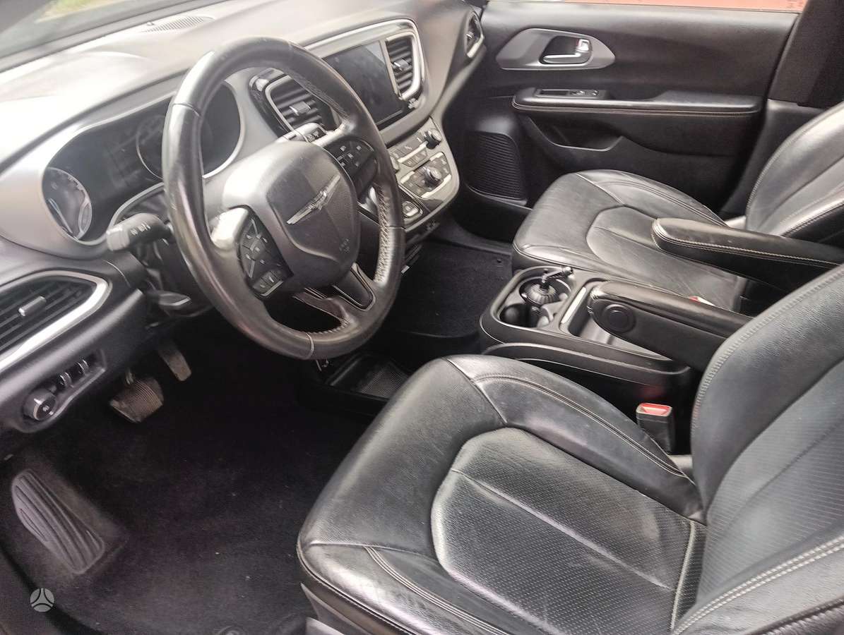 Chrysler Pacifica, 3.6 l., Минивэн