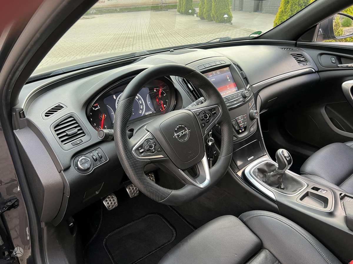 Opel Insignia, 2.0 l., Универсал