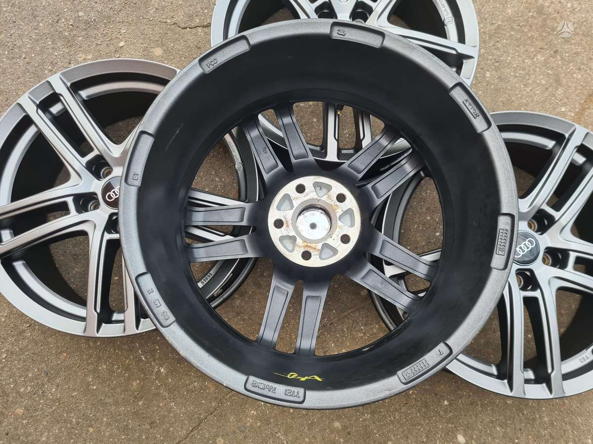 Audi Q3, lengvojo lydinio, R18
