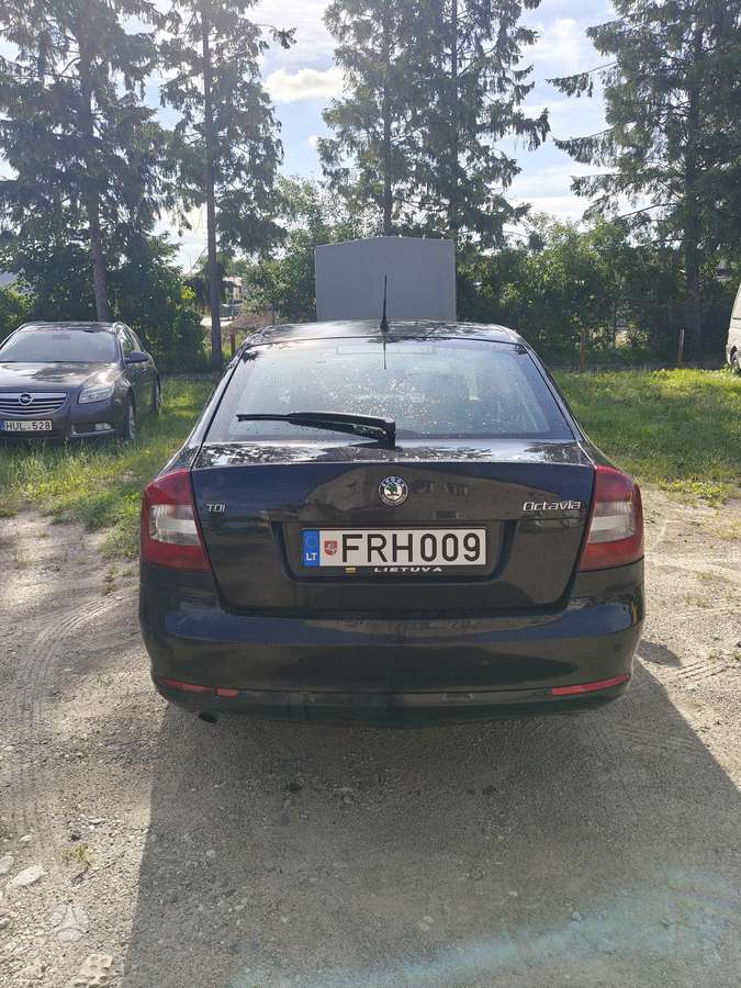 Škoda Octavia - 2