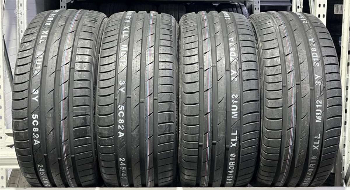 Marshal MU12, summer 275/40 R22