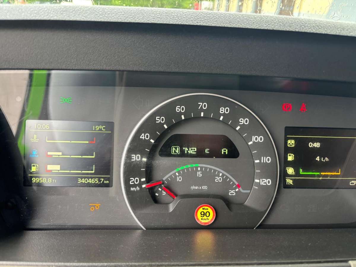 Volvo FM330, refrižerātori