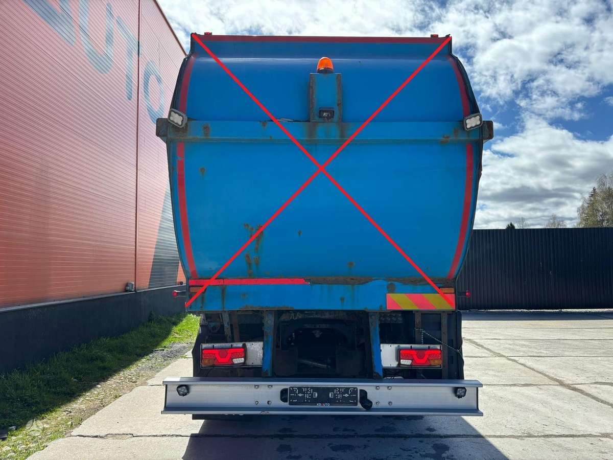 Scania P 450 8x2*6, cab-chassis trucks