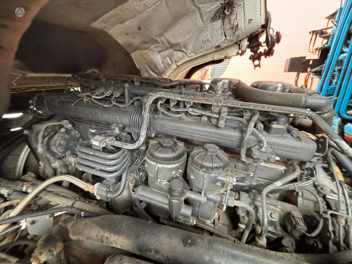 Scania P 450 8x2*6, шасси