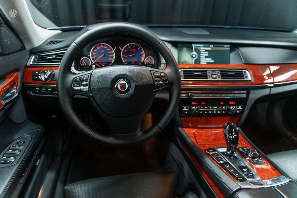 Alpina B7, 4.0 l., Седан