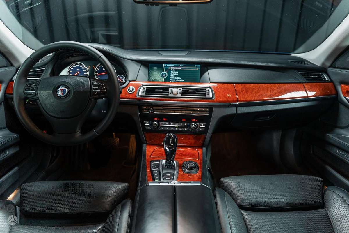 Alpina B7, 4.0 l., Седан