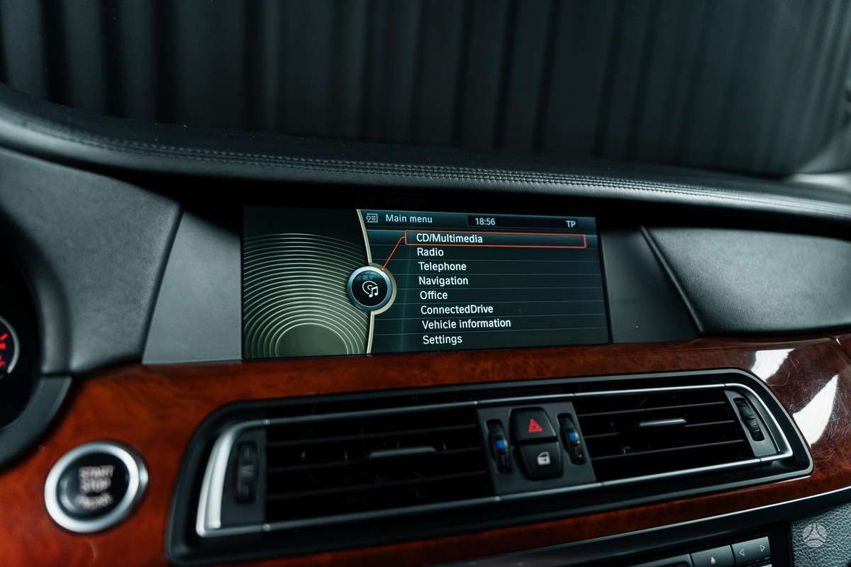 Alpina B7, 4.0 l., Седан
