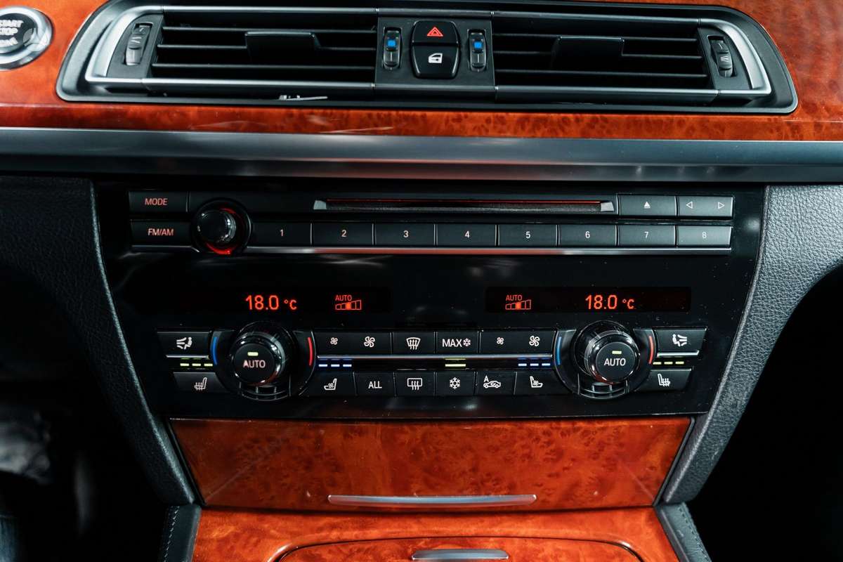 Alpina B7, 4.0 l., Седан