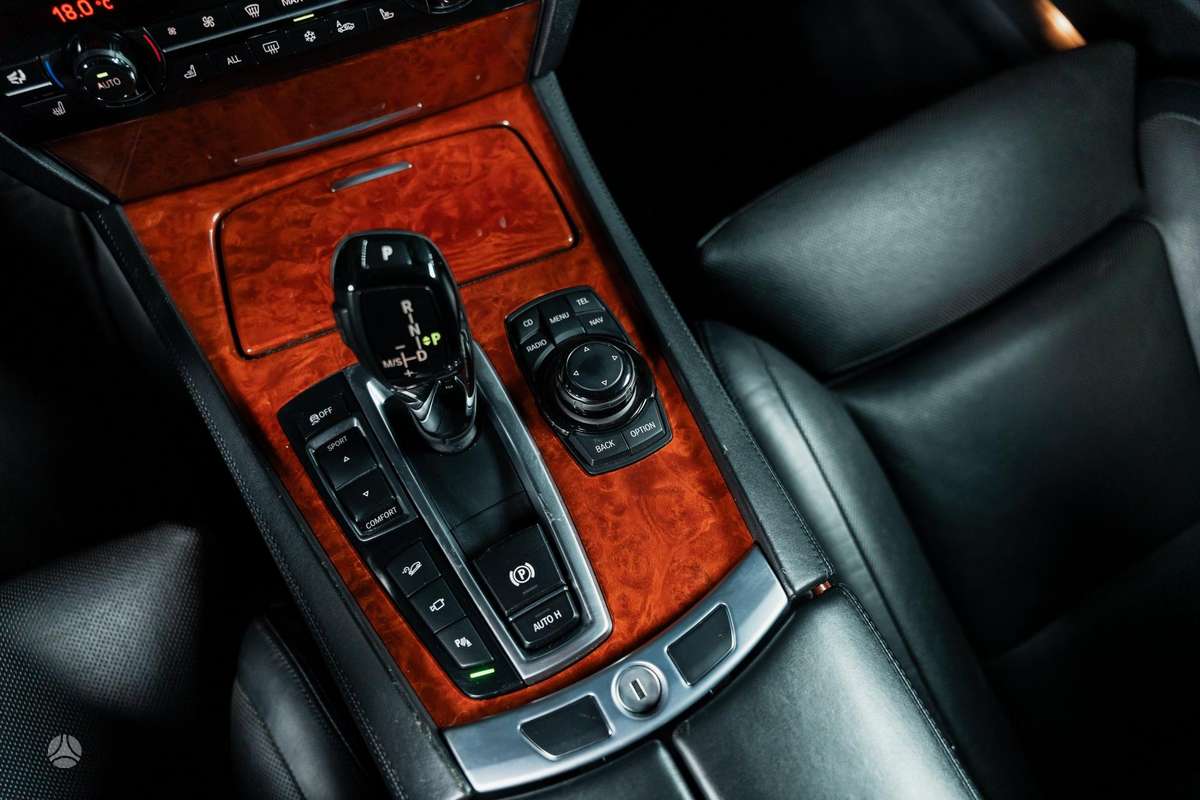 Alpina B7, 4.0 l., Седан