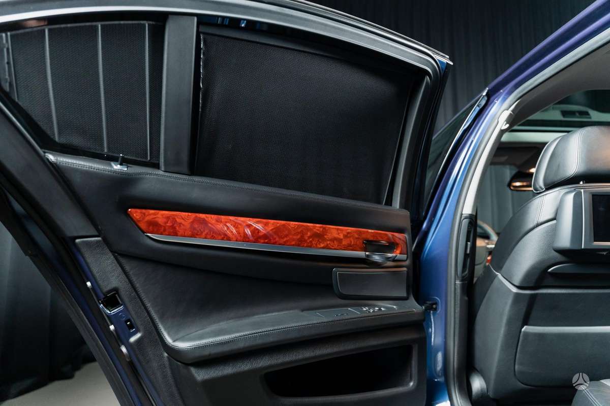 Alpina B7, 4.0 l., Седан