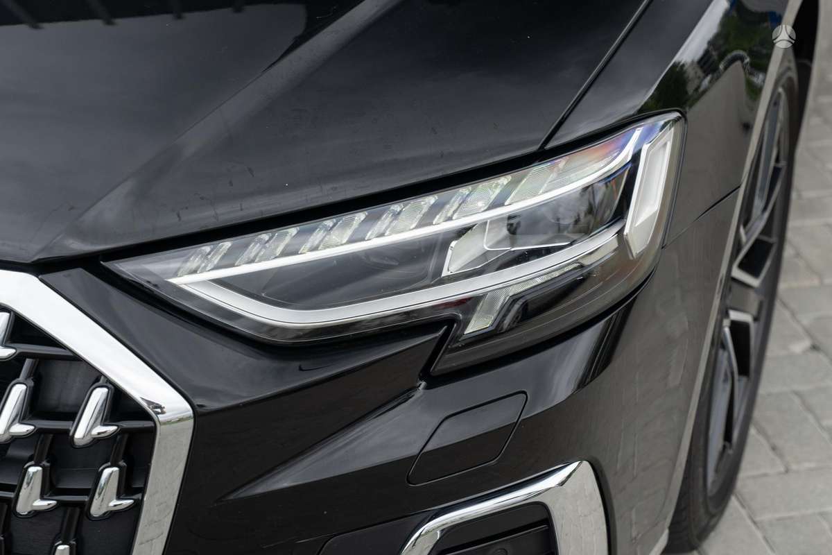 Audi A8, 2.9 l., Седан