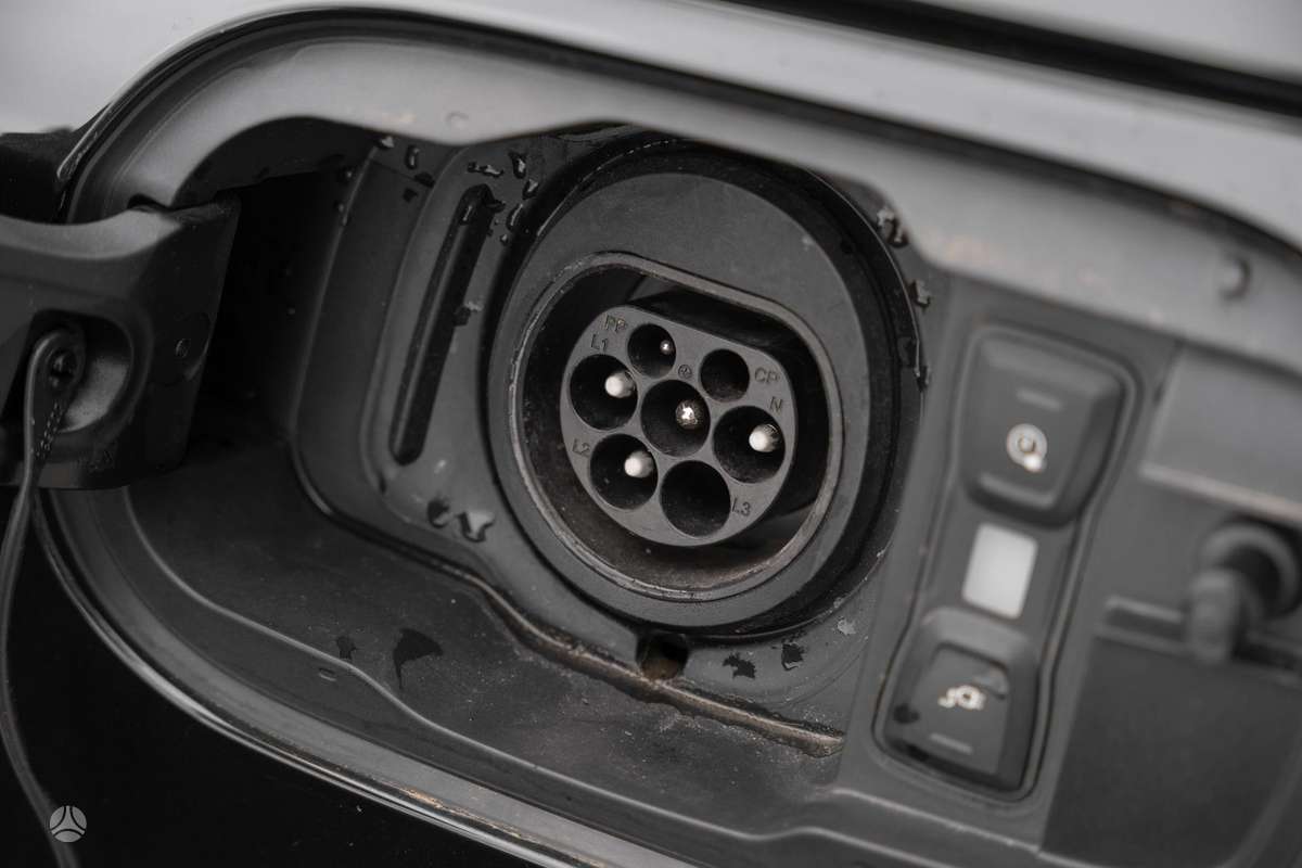 Audi A8, 2.9 l., Седан