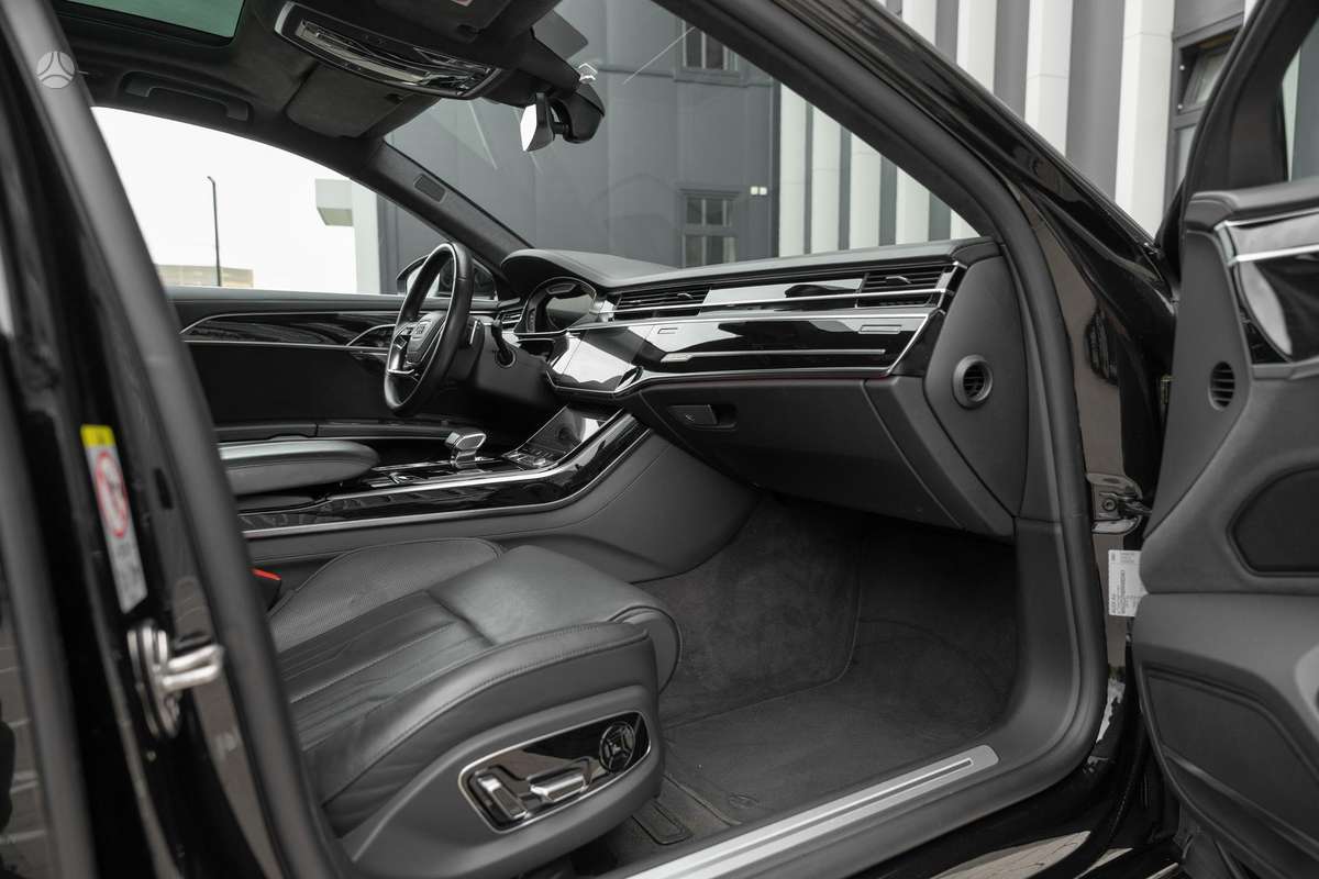Audi A8, 2.9 l., Седан