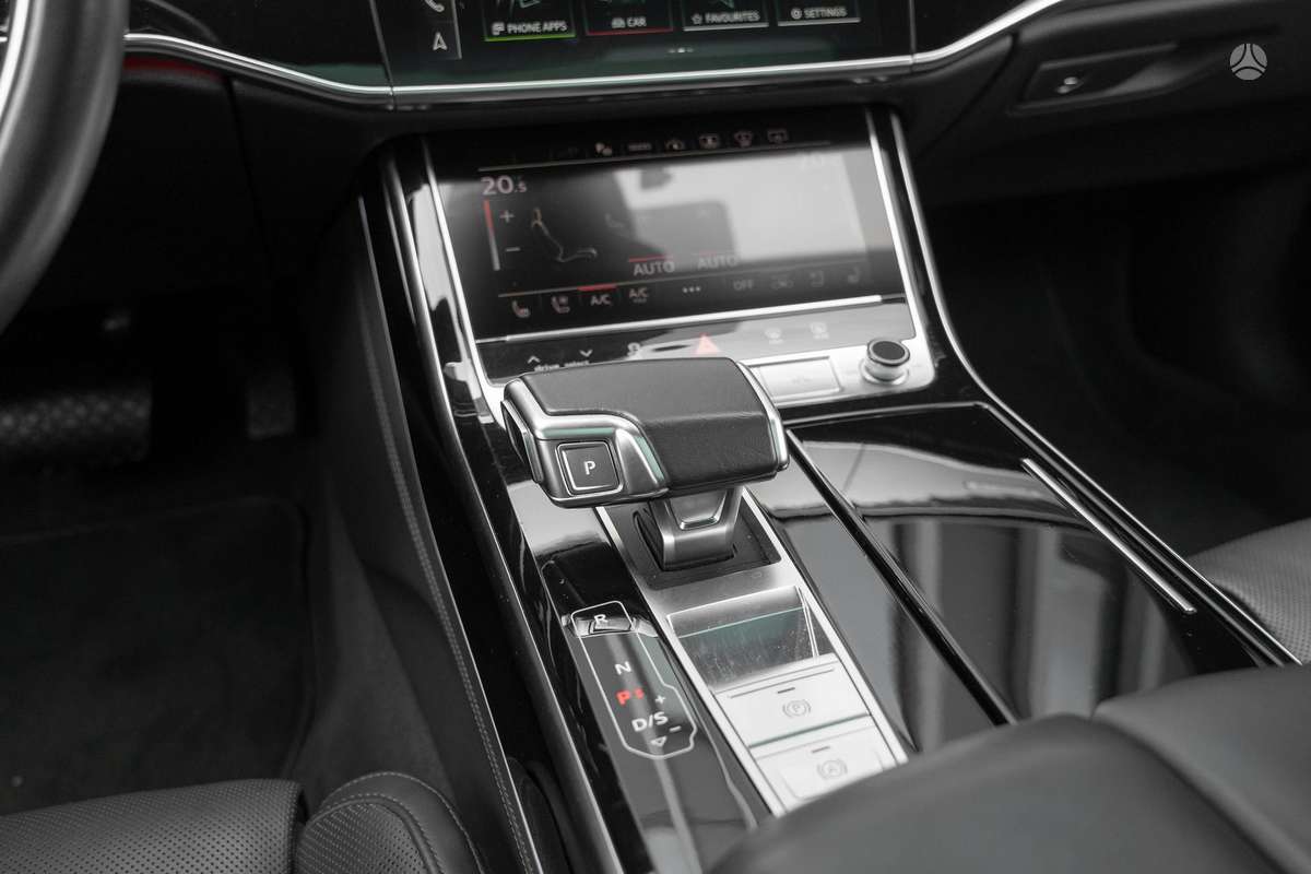 Audi A8, 2.9 l., Седан