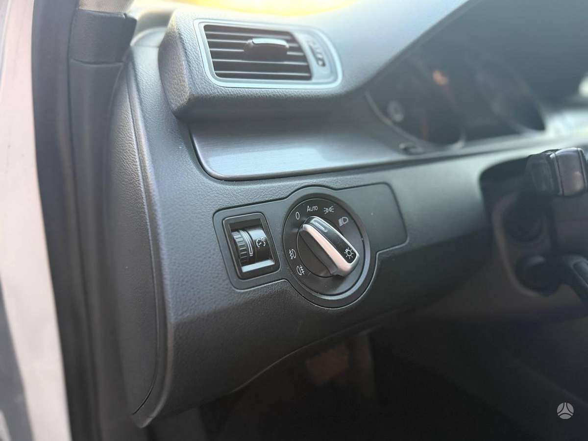 Volkswagen Passat, 2.0 l., Универсал