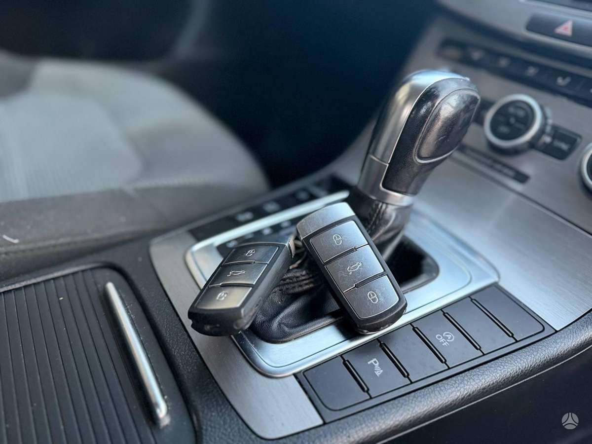 Volkswagen Passat, 2.0 l., Универсал