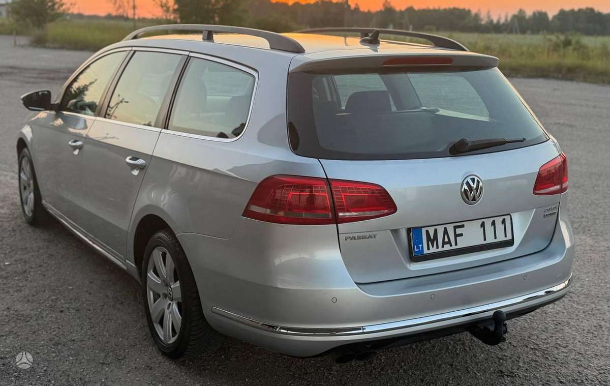 Volkswagen Passat, 2.0 l., Универсал