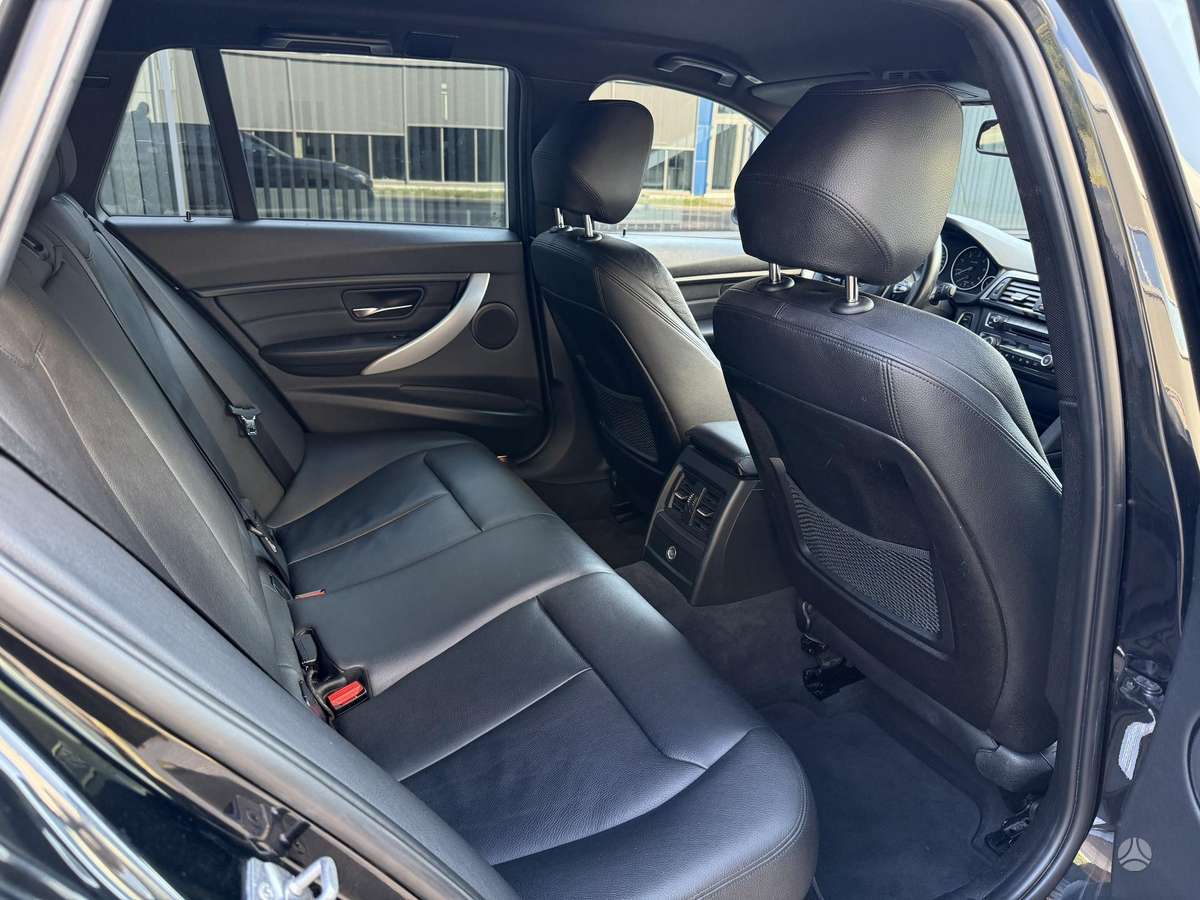 BMW 320, 2.0 l., wagon