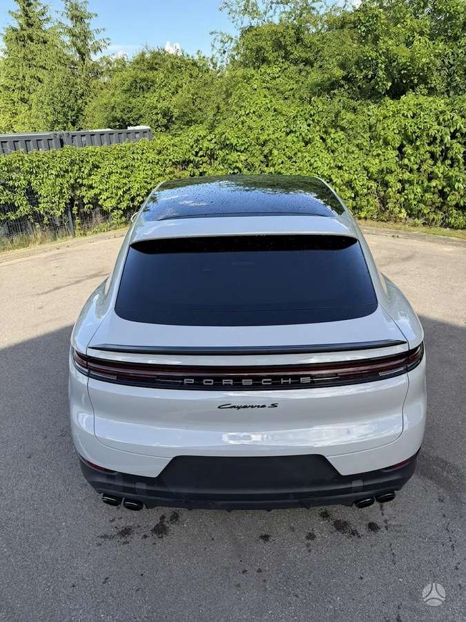 Porsche Cayenne Coupe - 8
