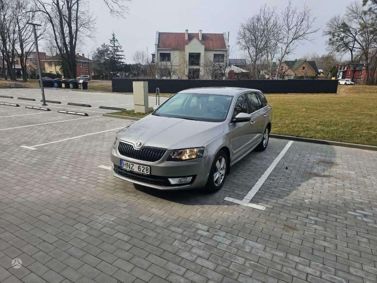 Škoda Octavia - 2