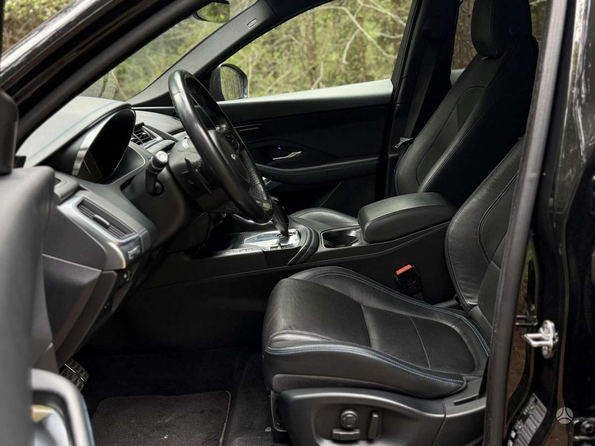 Jaguar E-Pace, 2.0 l., Внедорожник / Кроссовер