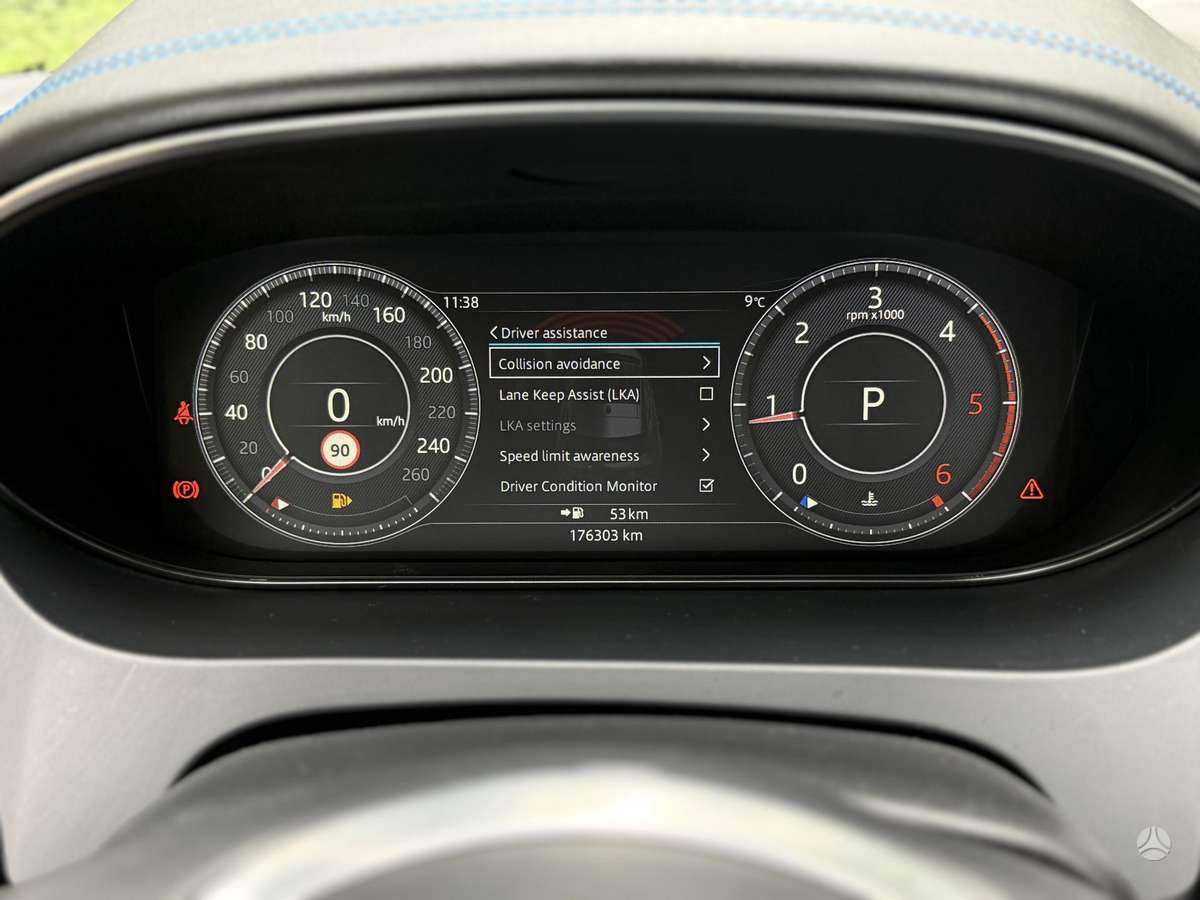 Jaguar E-Pace, 2.0 l., Внедорожник / Кроссовер