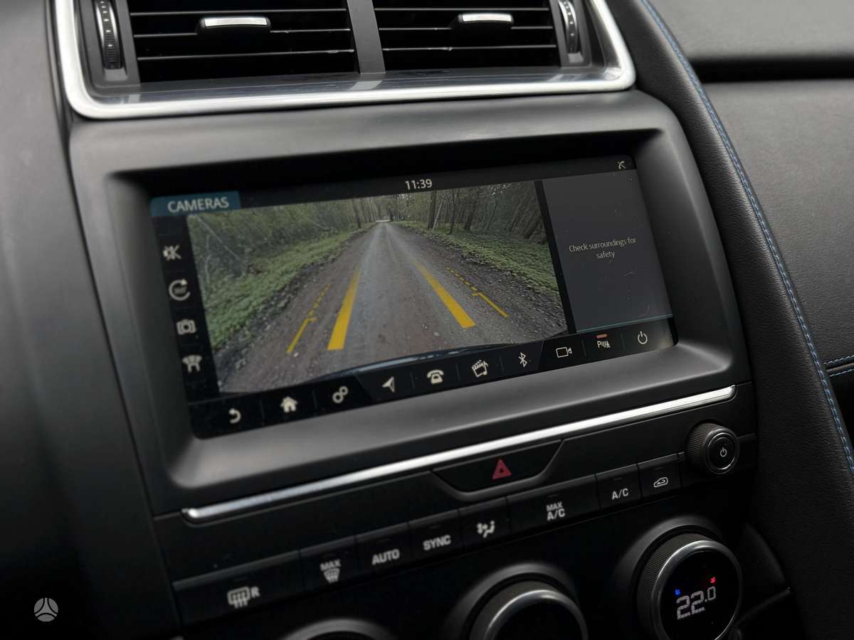 Jaguar E-Pace, 2.0 l., off-road / crossover