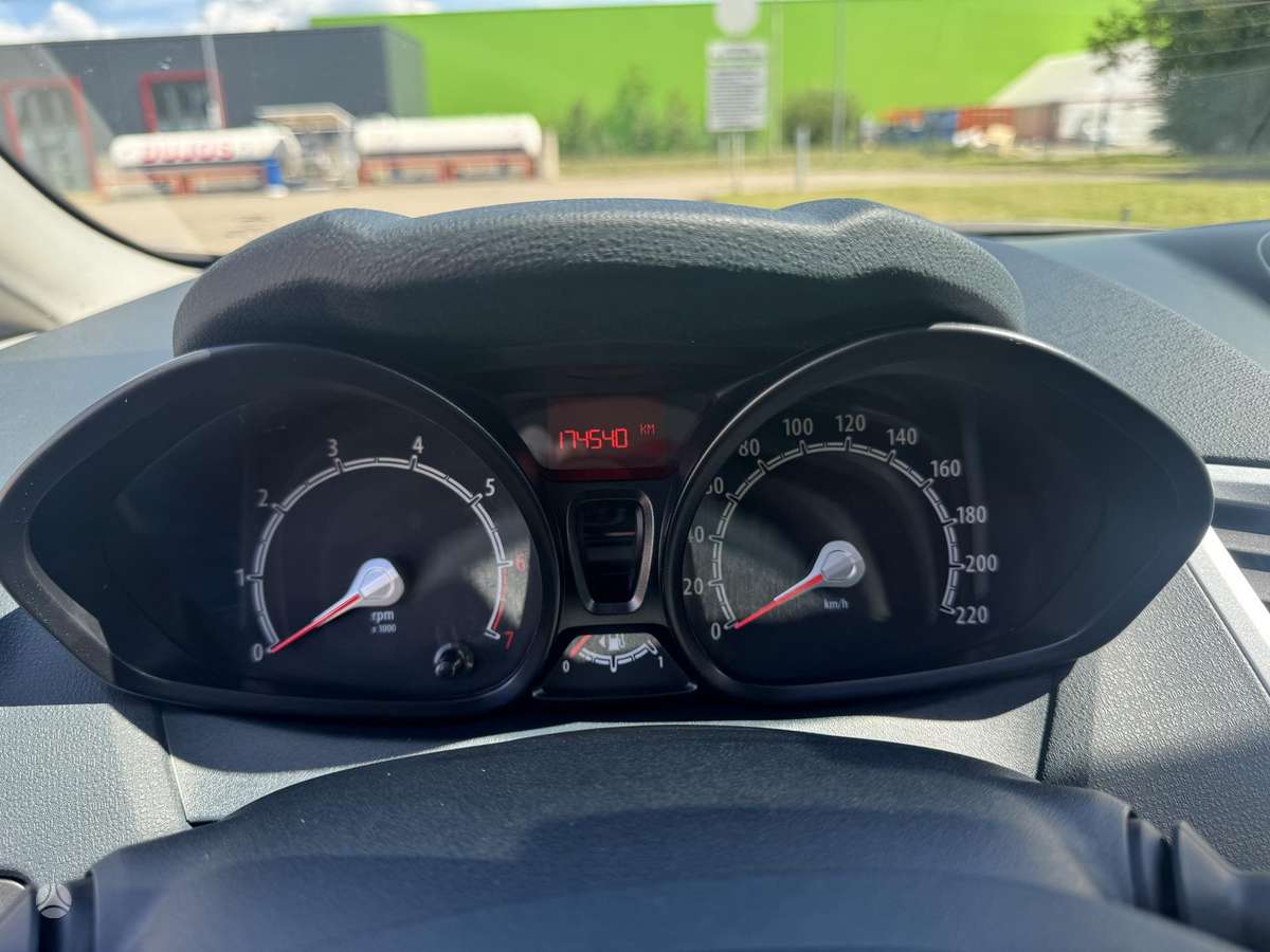 Ford Fiesta, 1.2 l., hatchback