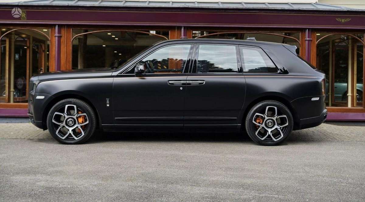 Rolls-Royce Cullinan - 2