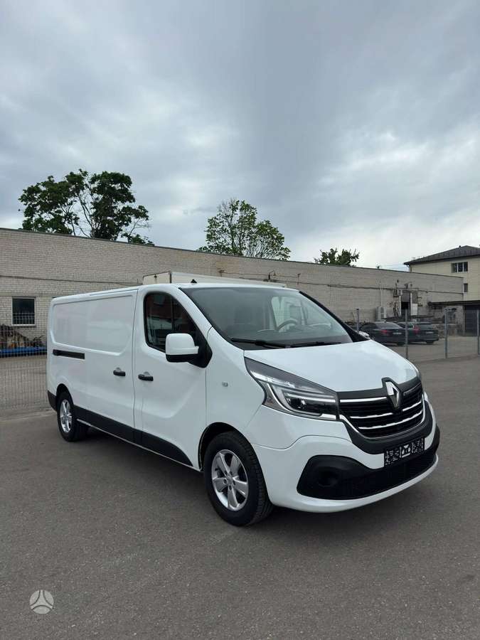 Renault Trafic, Минивэн