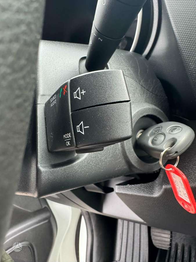 Renault Trafic, Минивэн