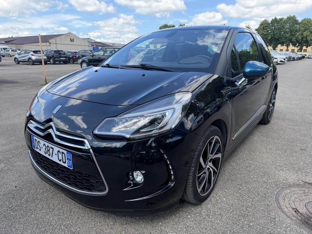 Citroen DS3, 1.2 l., hatchback