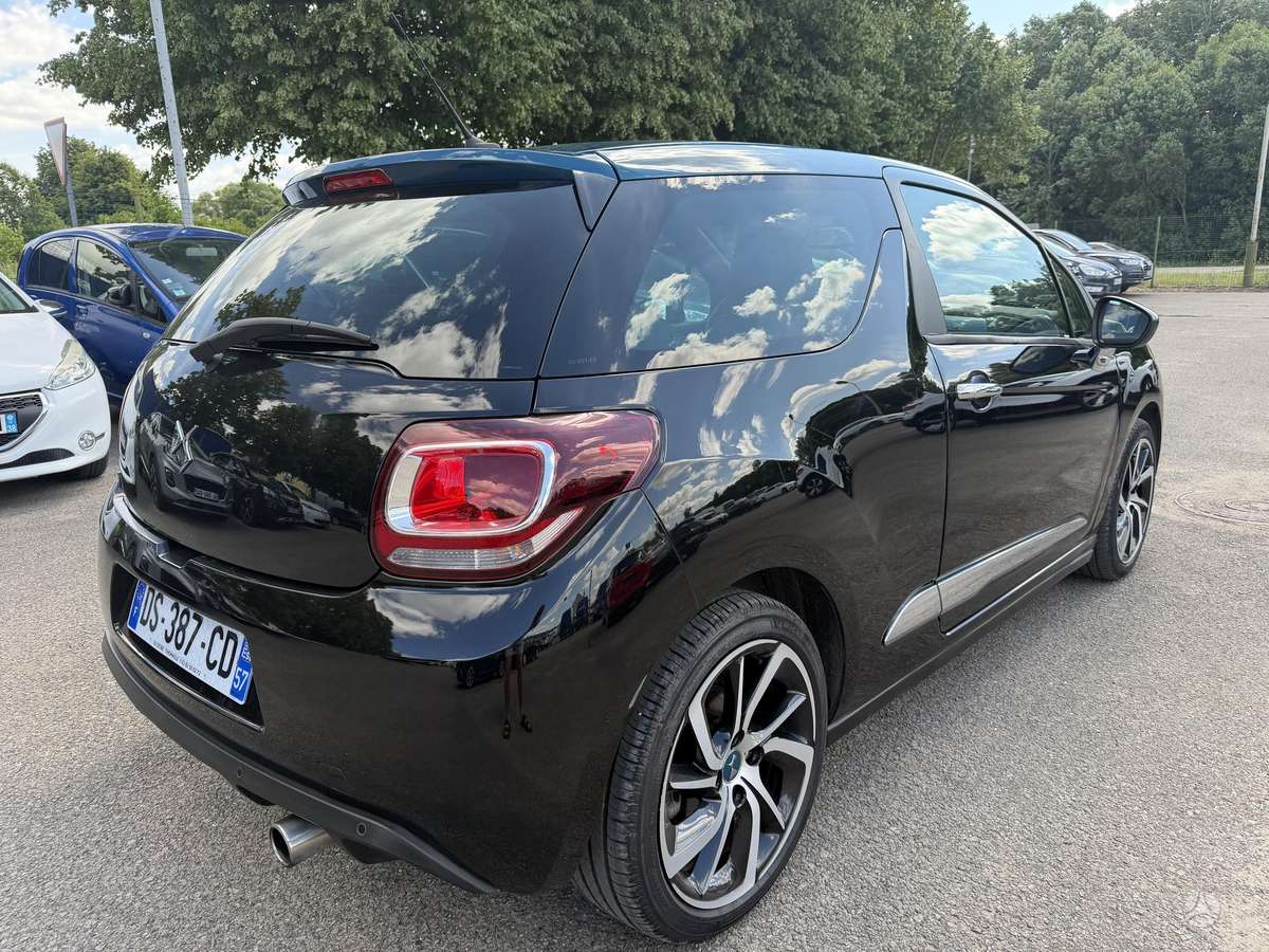 Citroen DS3, 1.2 l., hatchback