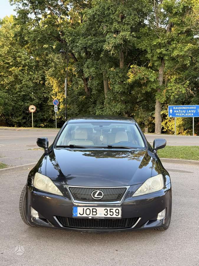 Lexus IS 250, 2.5 l., Седан