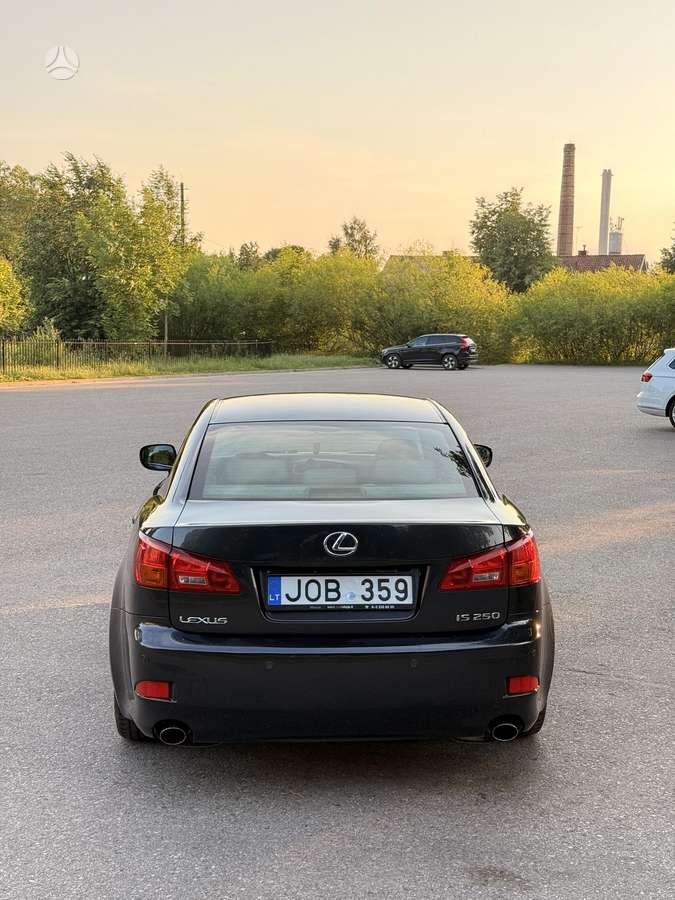 Lexus IS 250, 2.5 l., Седан