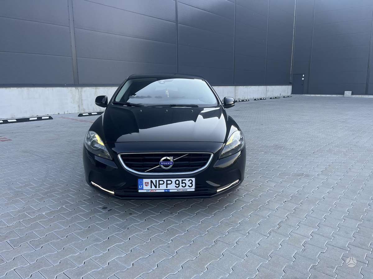 Volvo V40 - 2