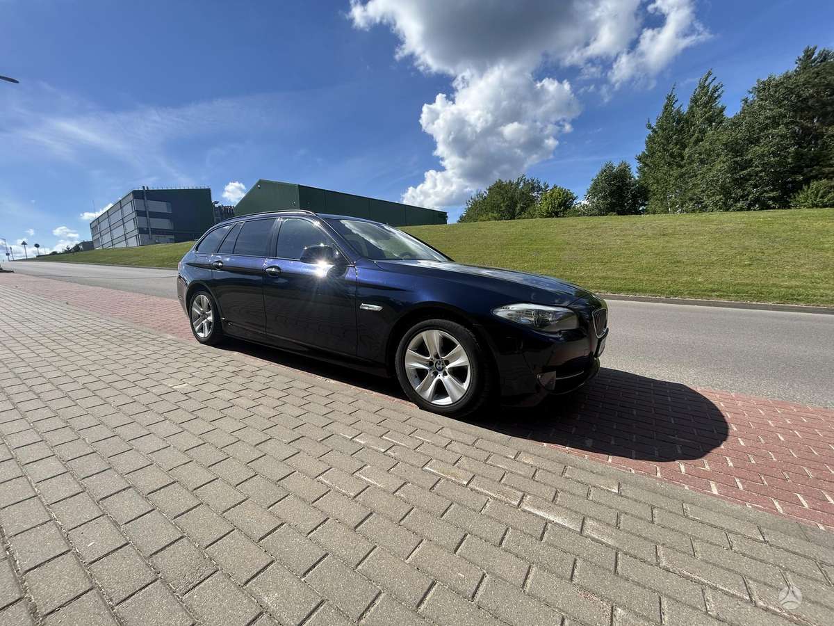 BMW 525, 3.0 l., Универсал