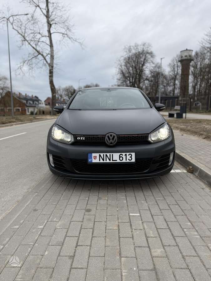 Volkswagen Golf - 7