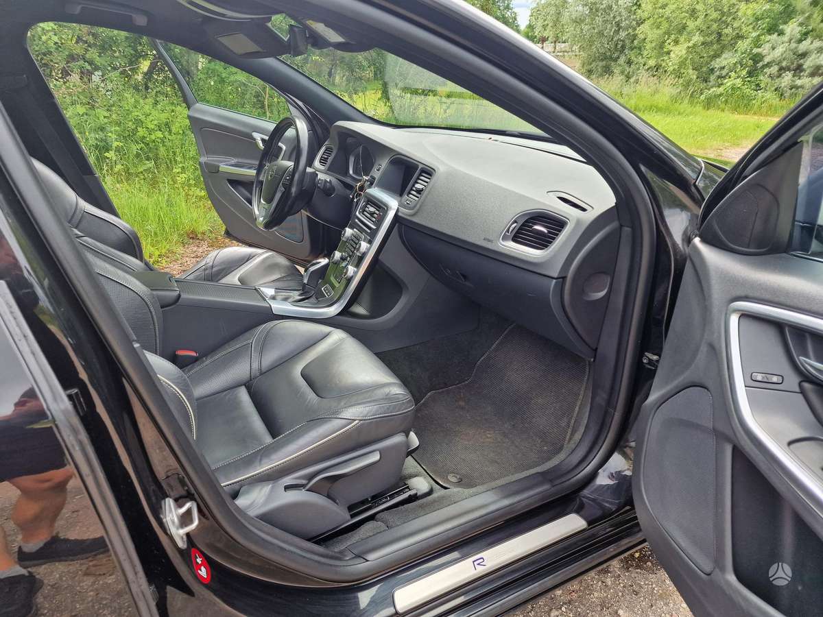 Volvo V60, 2.4 l., Универсал
