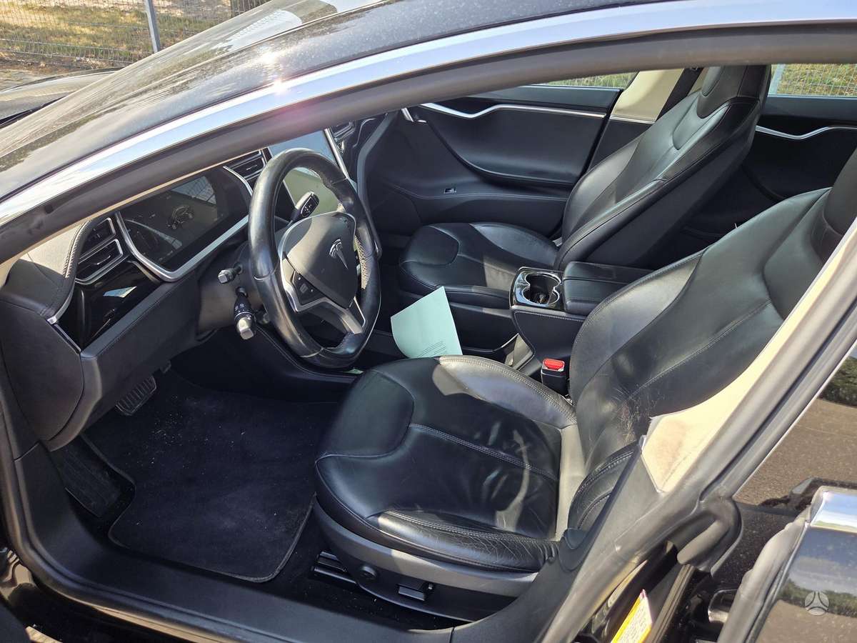 Tesla Model S, 85 кВт·ч, Седан