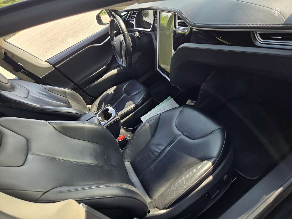 Tesla Model S, 85 кВт·ч, Седан