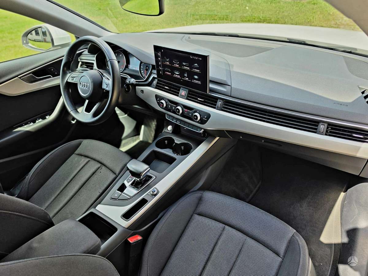Audi A4, 2.0 l., Универсал