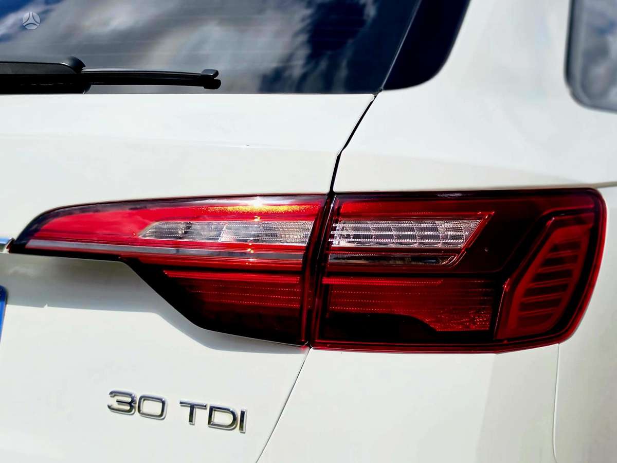 Audi A4, 2.0 l., Универсал