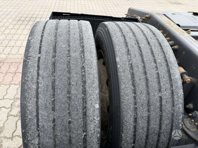 Volvo FH500+ADR, double sleeper
