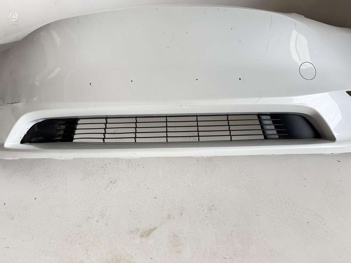Tesla Model Y bamperiai