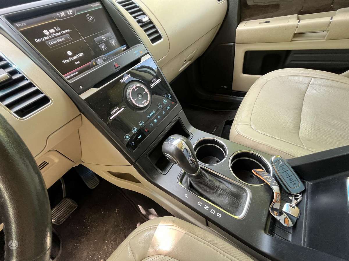 Ford Flex, 3.5 l., off-road / crossover