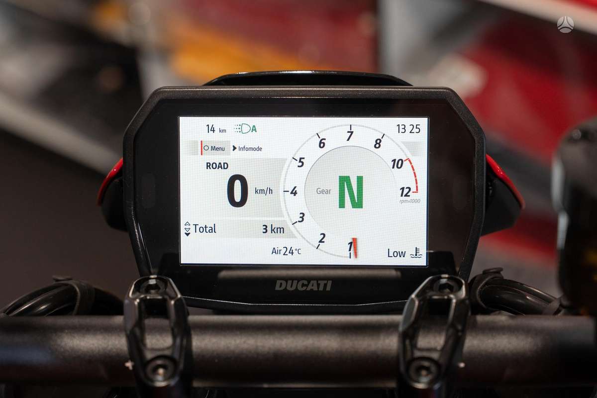 Ducati Monster 890cc, street / классические