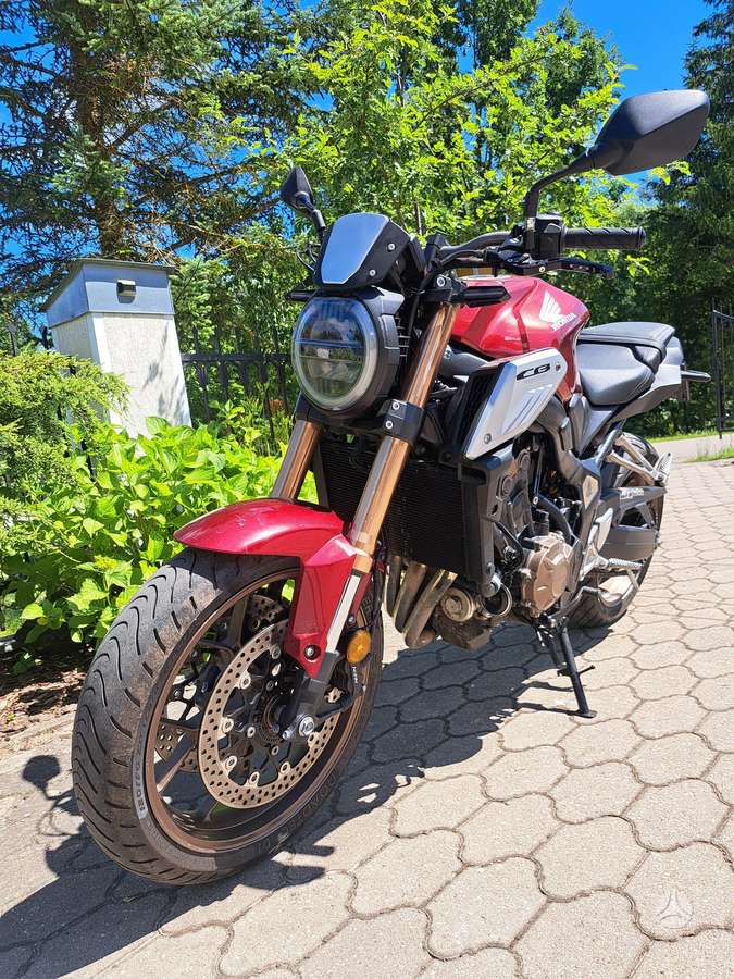 Honda CB 650cc, street / classic
